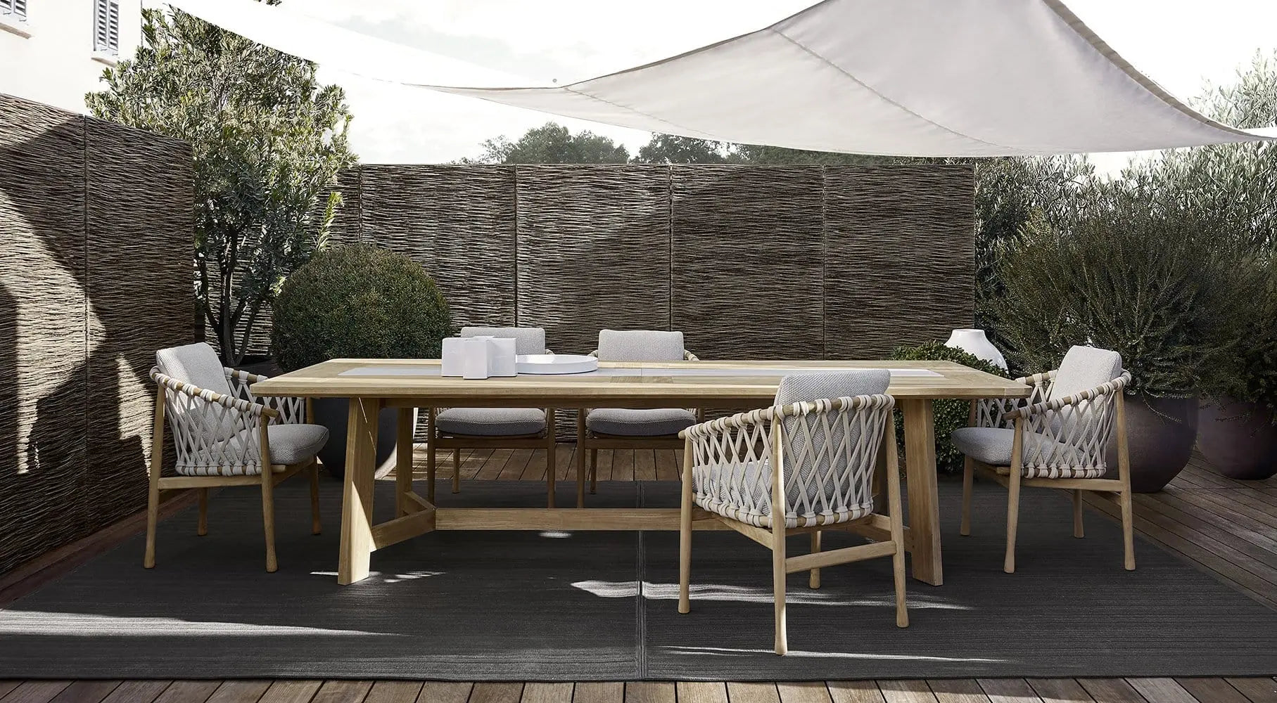 Ginestra Chair | B&B Italia | JANGEORGe Interior Design