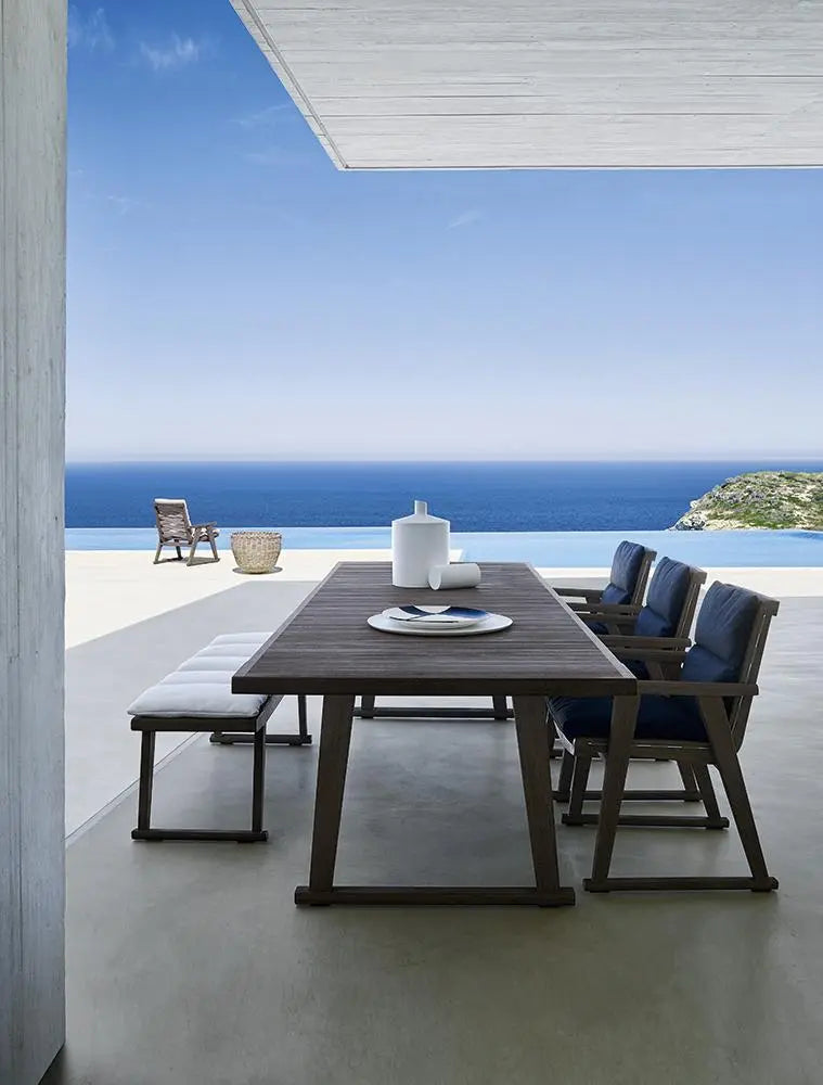 Gio Table | B&B Italia | JANGEORGe Interior Design
