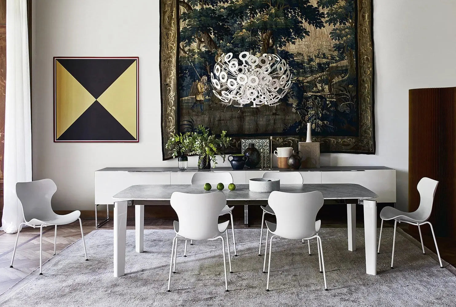 Oskar Table | B&B Italia | JANGEORGe Interior Design