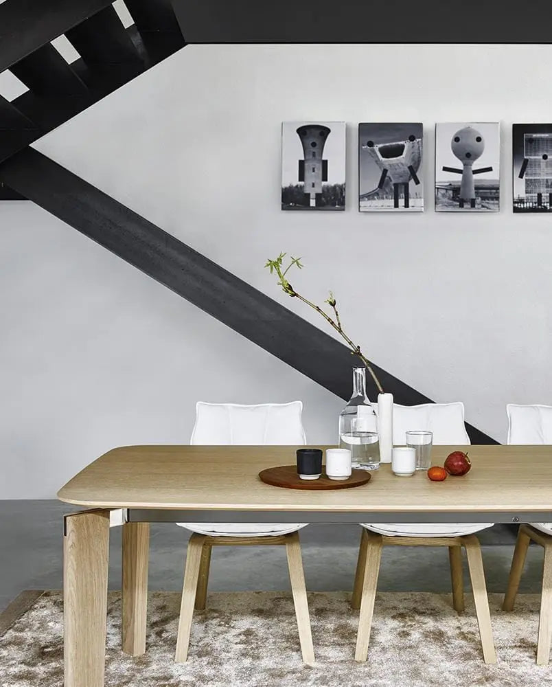 Oskar Table | B&B Italia | JANGEORGe Interior Design