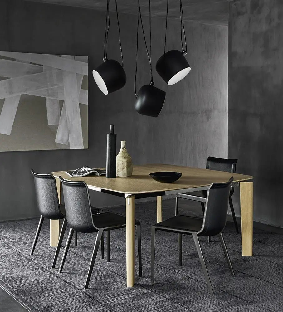 Oskar Table | B&B Italia | JANGEORGe Interior Design