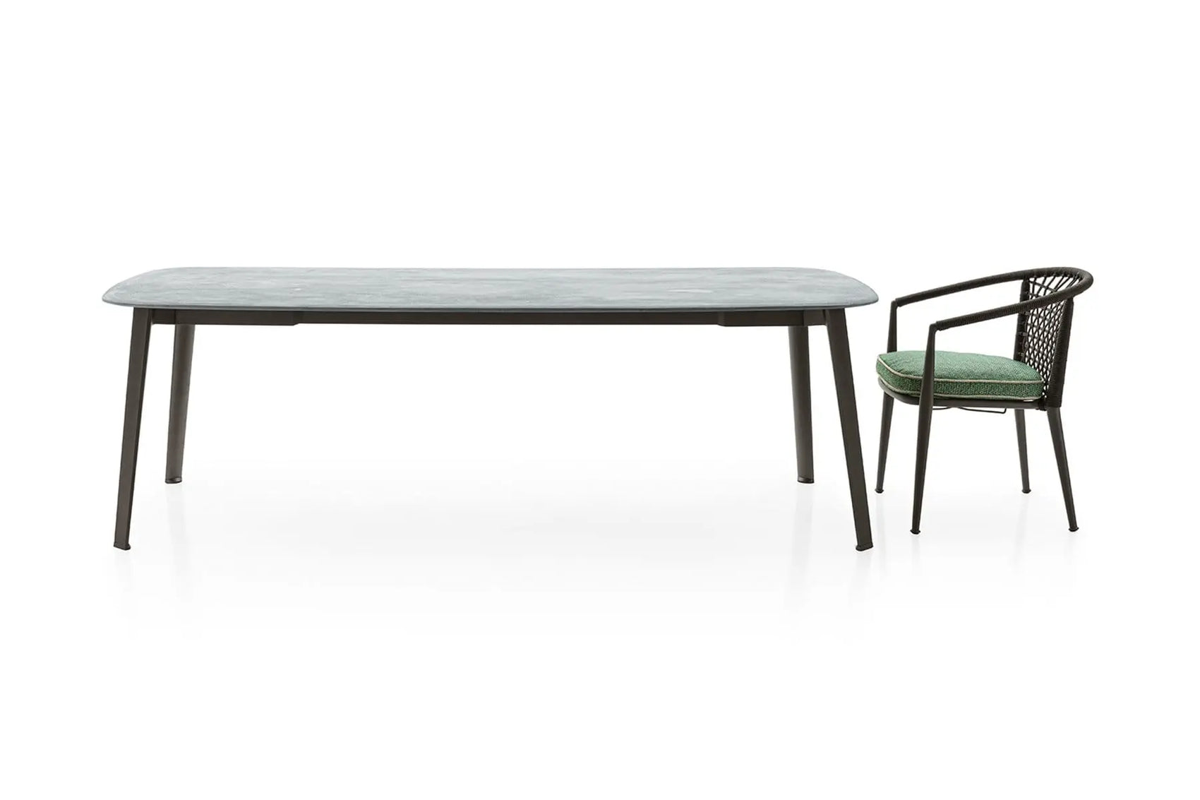 Ginepro Tables | B&B Italia | JANGEORGe Interior Design