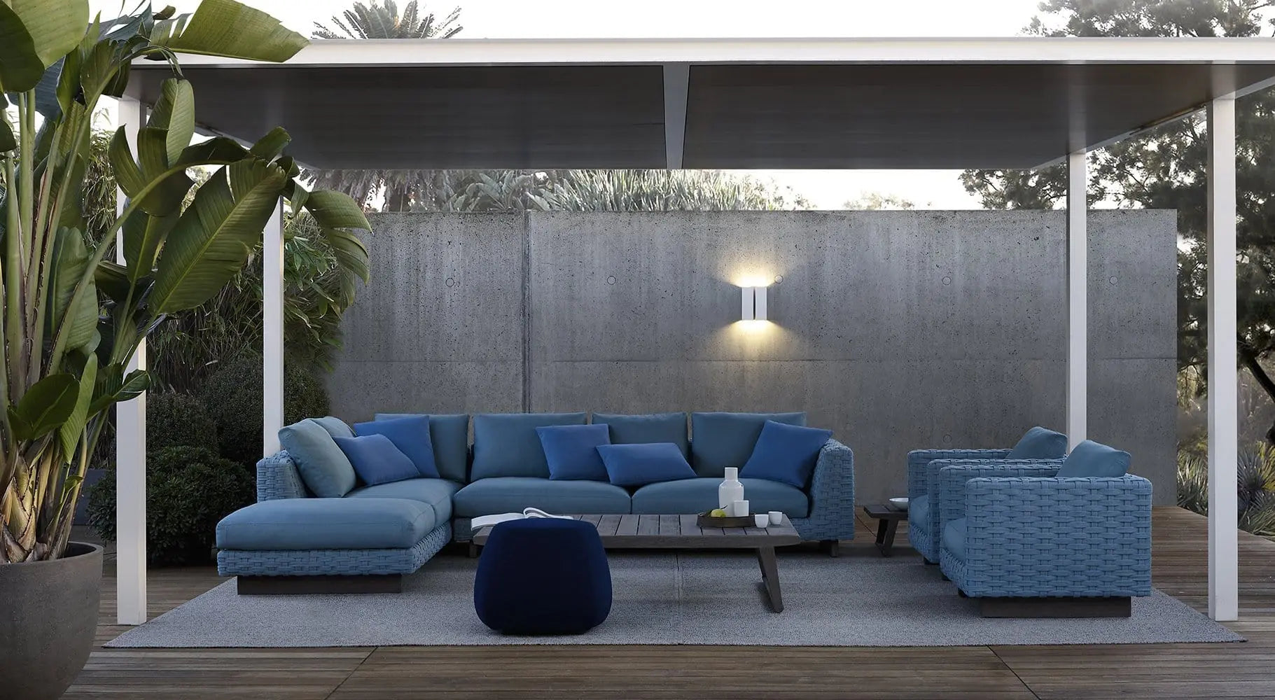 Ray Outdoor Fabric Armchair | B&B Italia | JANGEORGe Interior Design
