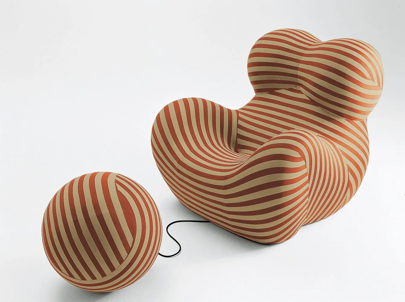 Serie Up 2000 Armchair | B&B Italia | JANGEORGe Interior Design