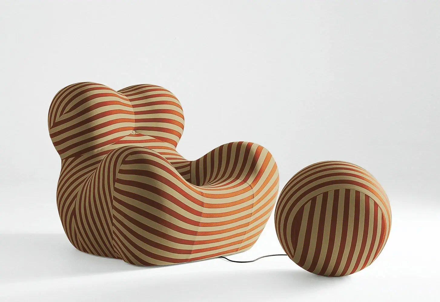 Serie Up 2000 Armchair | B&B Italia | JANGEORGe Interior Design