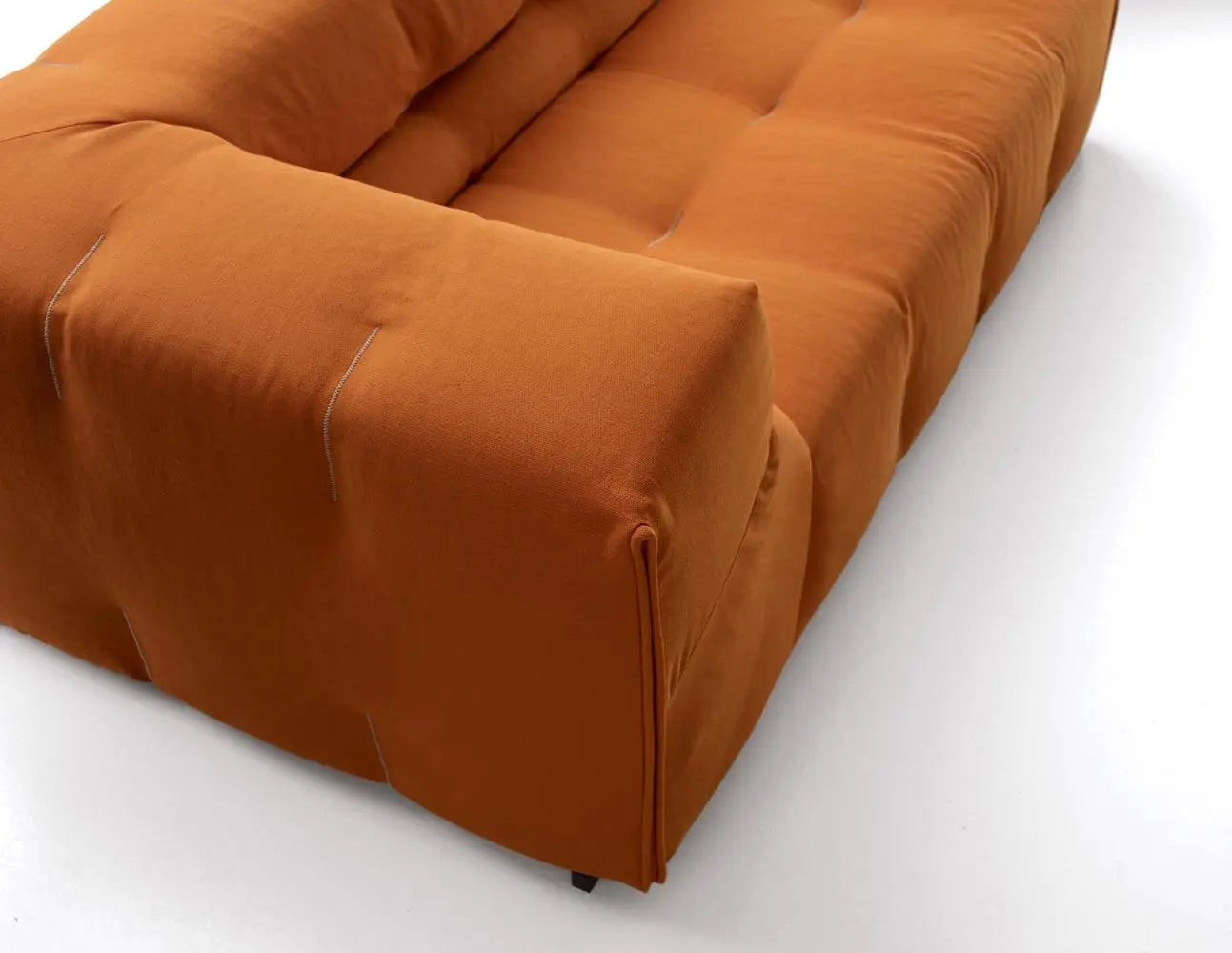 Tufty-Too Sofa | B&B Italia | JANGEORGe Interior Design