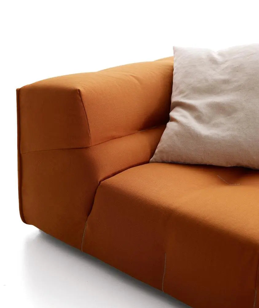 Tufty-Too Sofa | B&B Italia | JANGEORGe Interior Design