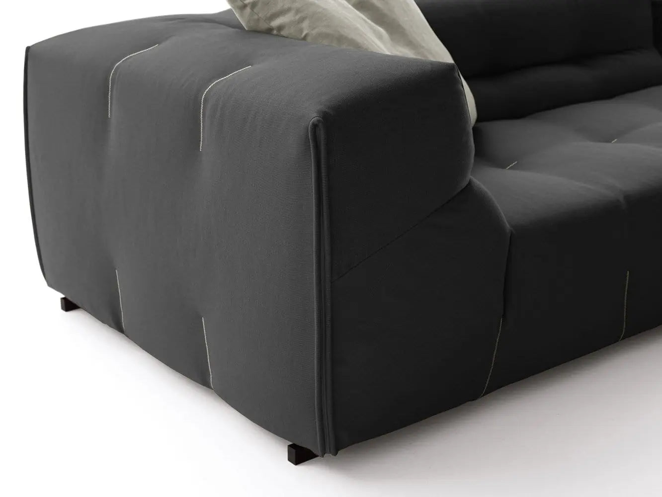 Tufty-Too Sofa | B&B Italia | JANGEORGe Interior Design