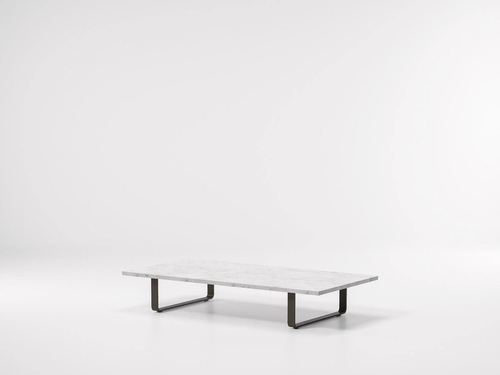 Bitta - Centre table | Kettal | JANGEORGe Interior Design