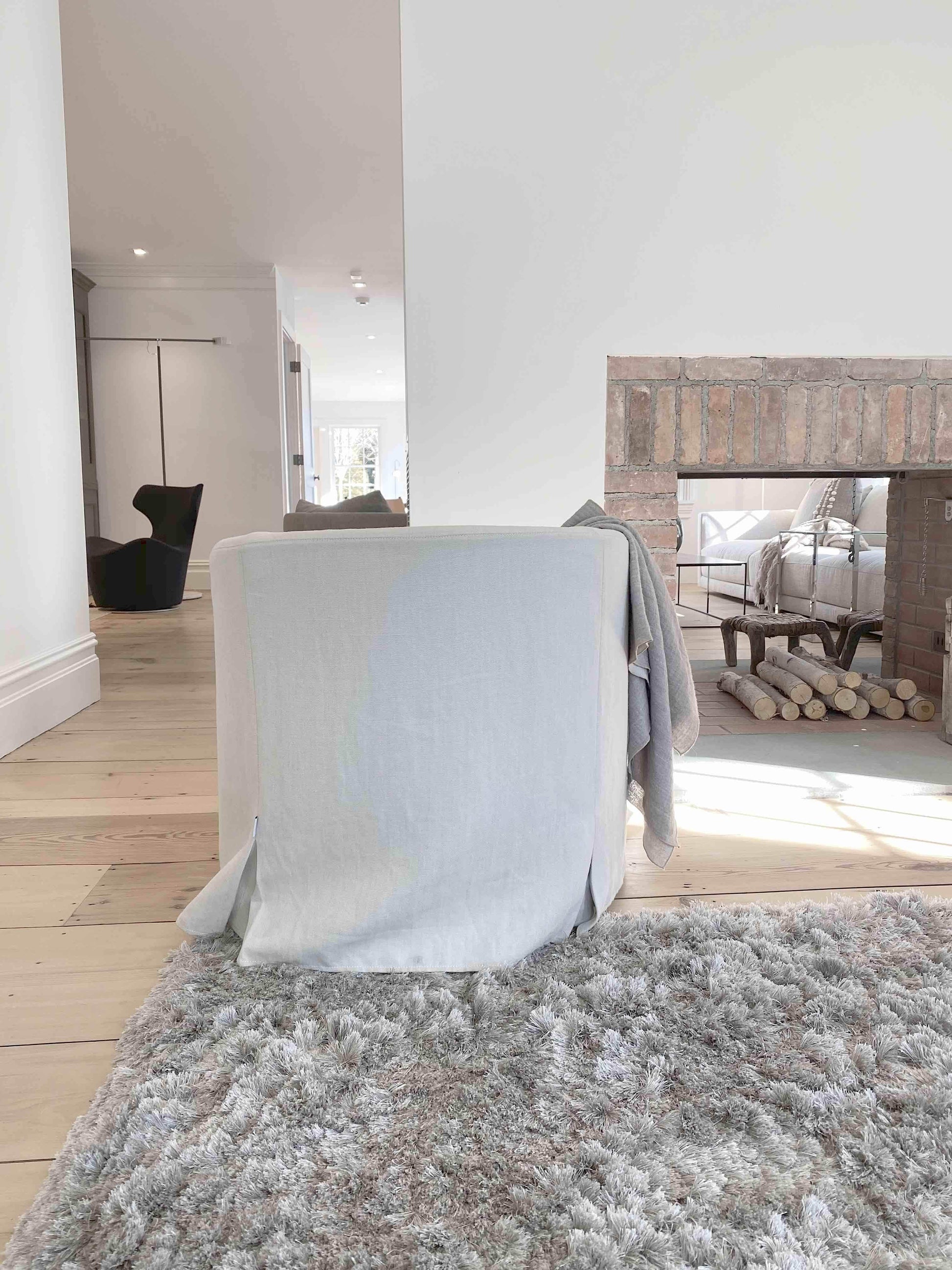ON SALE FLOOR MODEL Crono Armchair (SMPG), Cat. Extra | Maxalto | JANGEORGe Interiors & Furniture