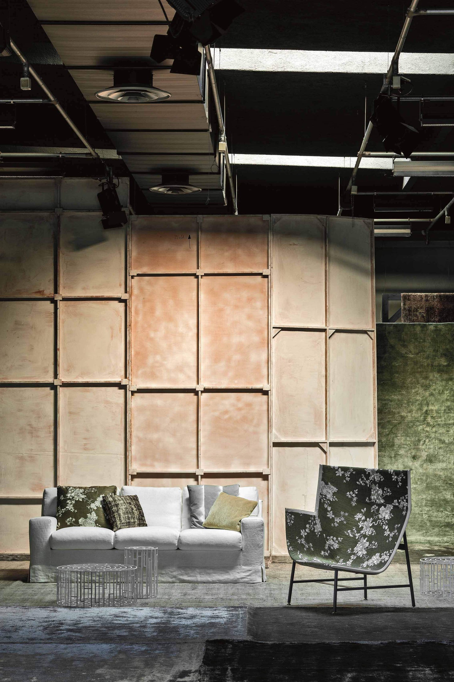 Paper Planes Armchair | Moroso | JANGEORGe Interior Design
