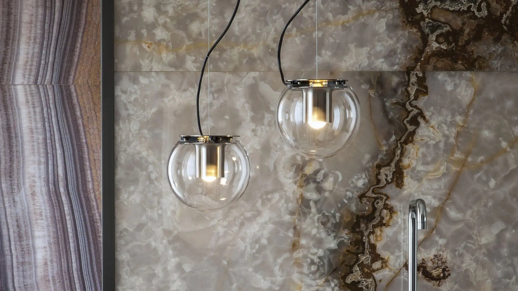 The Globe 828 OR - Supension Lamp | Oluce | JANGEORGe Interiors & Furniture