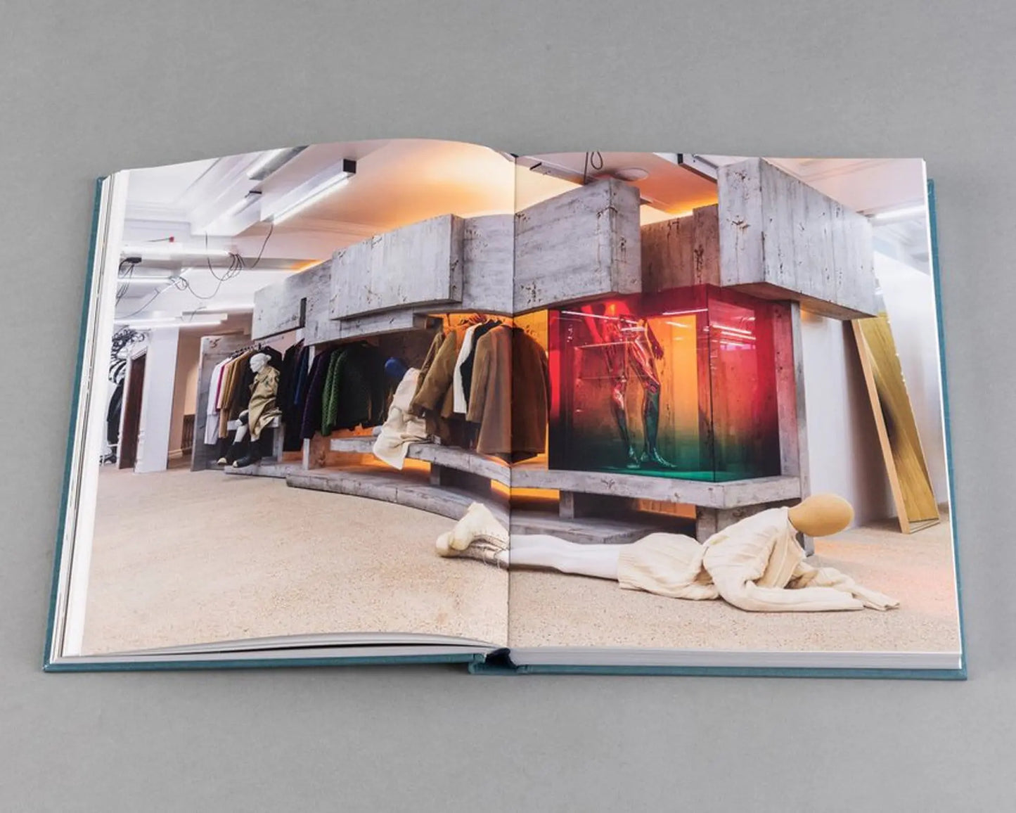 Glenn Sestig Architecture Diary - JANGEORGe Interior Design