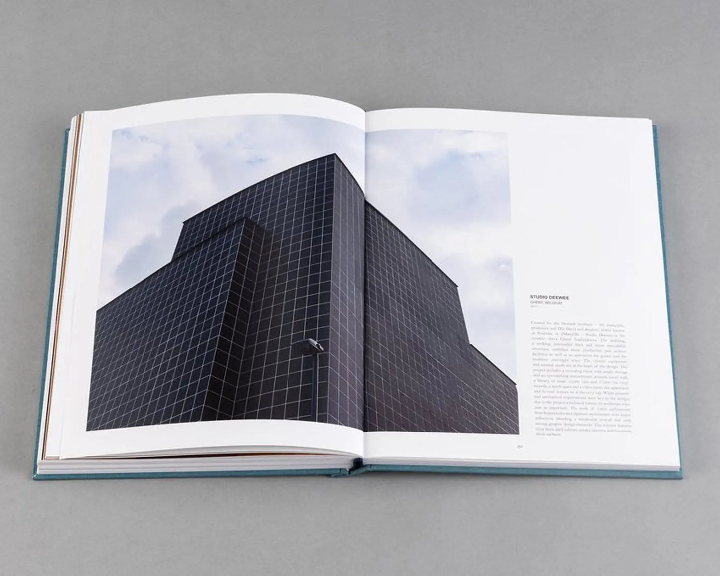 Glenn Sestig Architecture Diary - JANGEORGe Interior Design