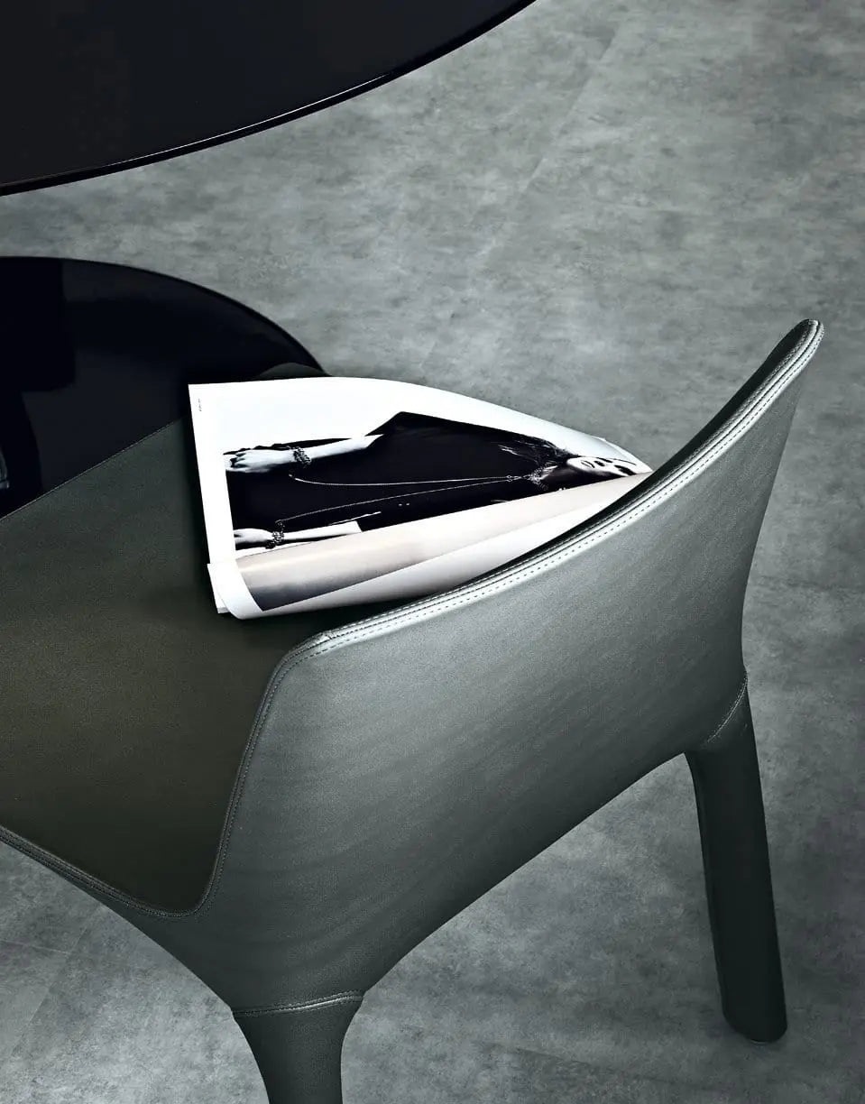 Manta  - Chair | Poliform | JANGEORGe Interior Design