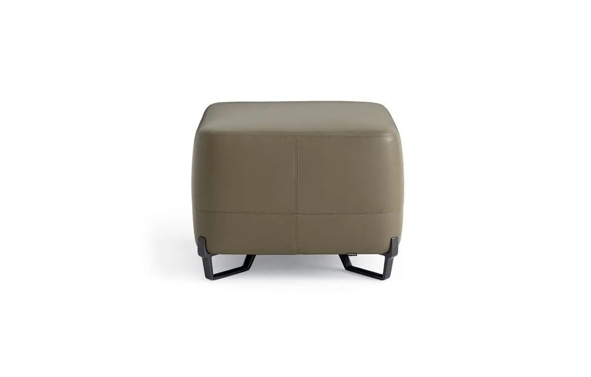 New York - Pouf | Poliform | JANGEORGe Interior Design