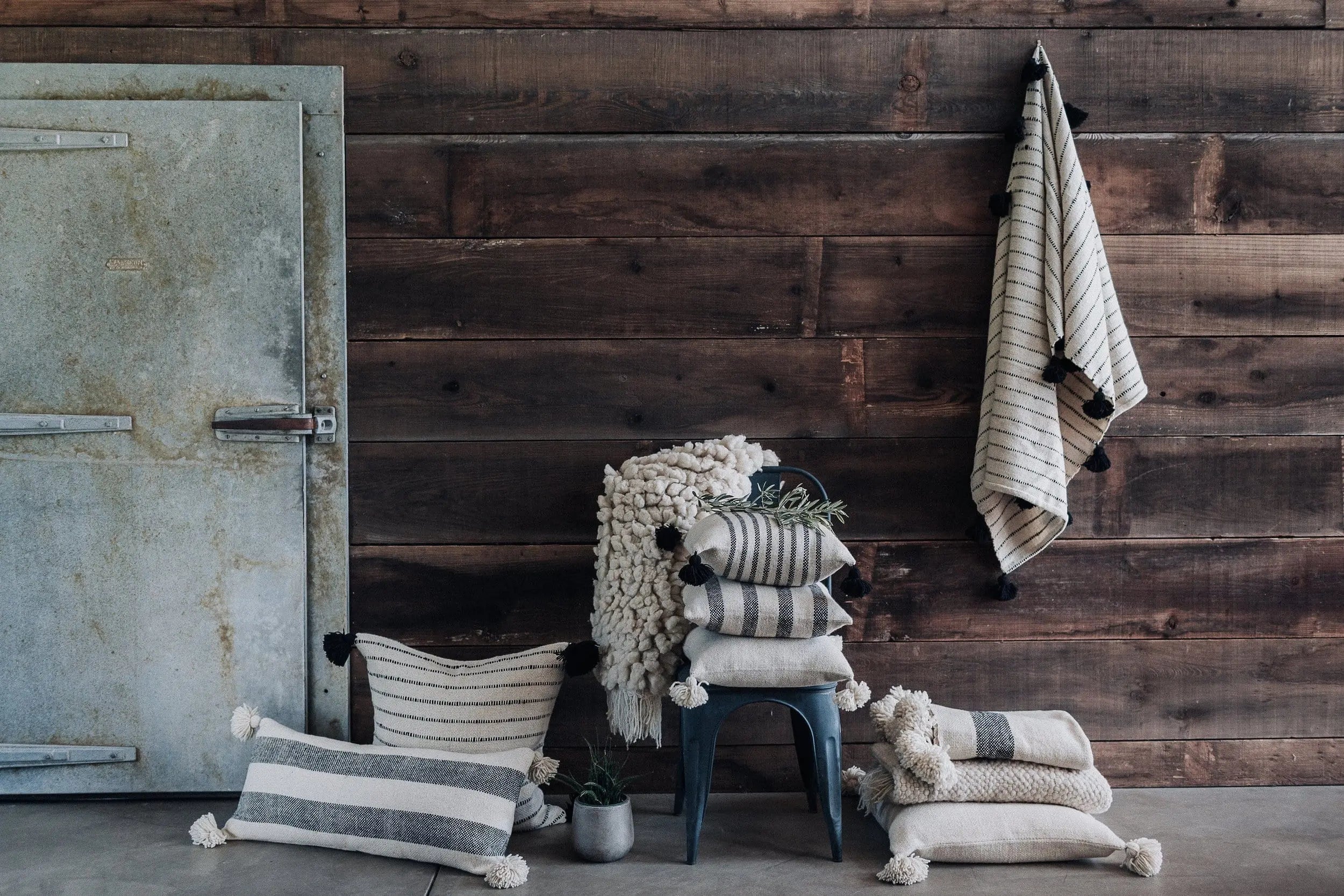 Pewma Throw | Treko | JANGEORGe Interior Design