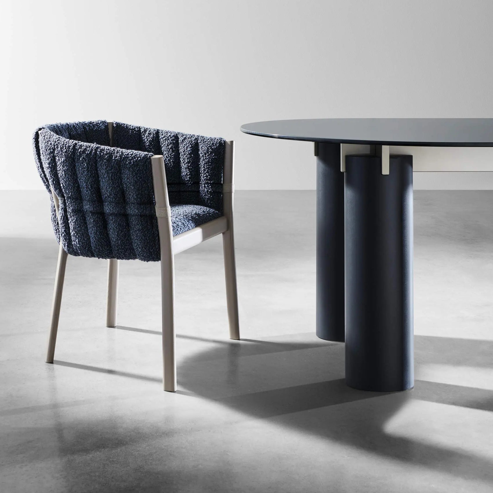 Daen 34 - Oval Table - JANGEORGe Interiors & Furniture